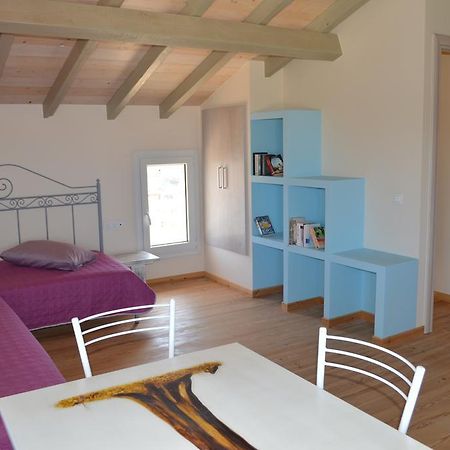 Spiti Thea Apartment Makrades Luaran gambar